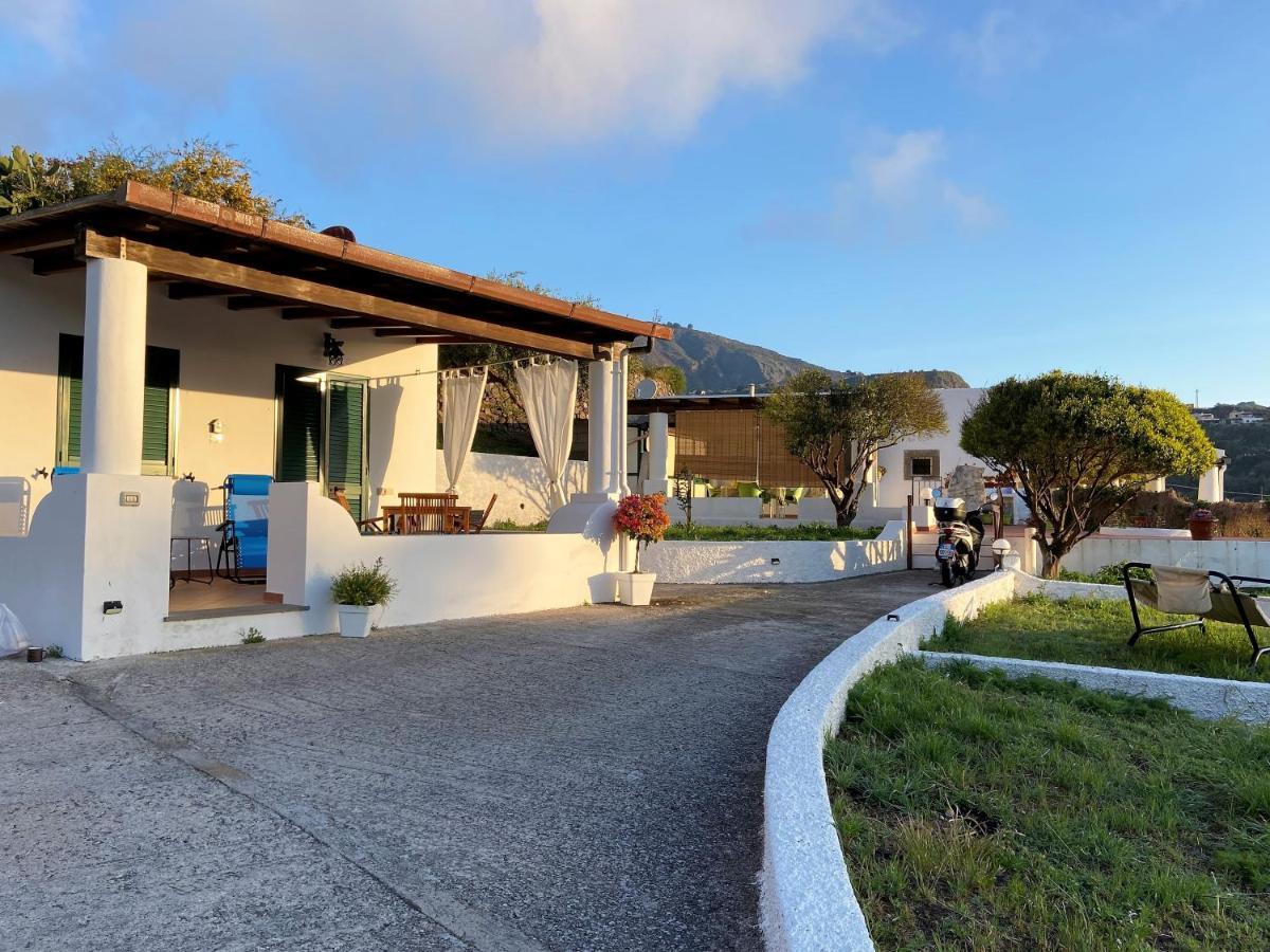 Villa La Milanina Lipari  Exterior foto