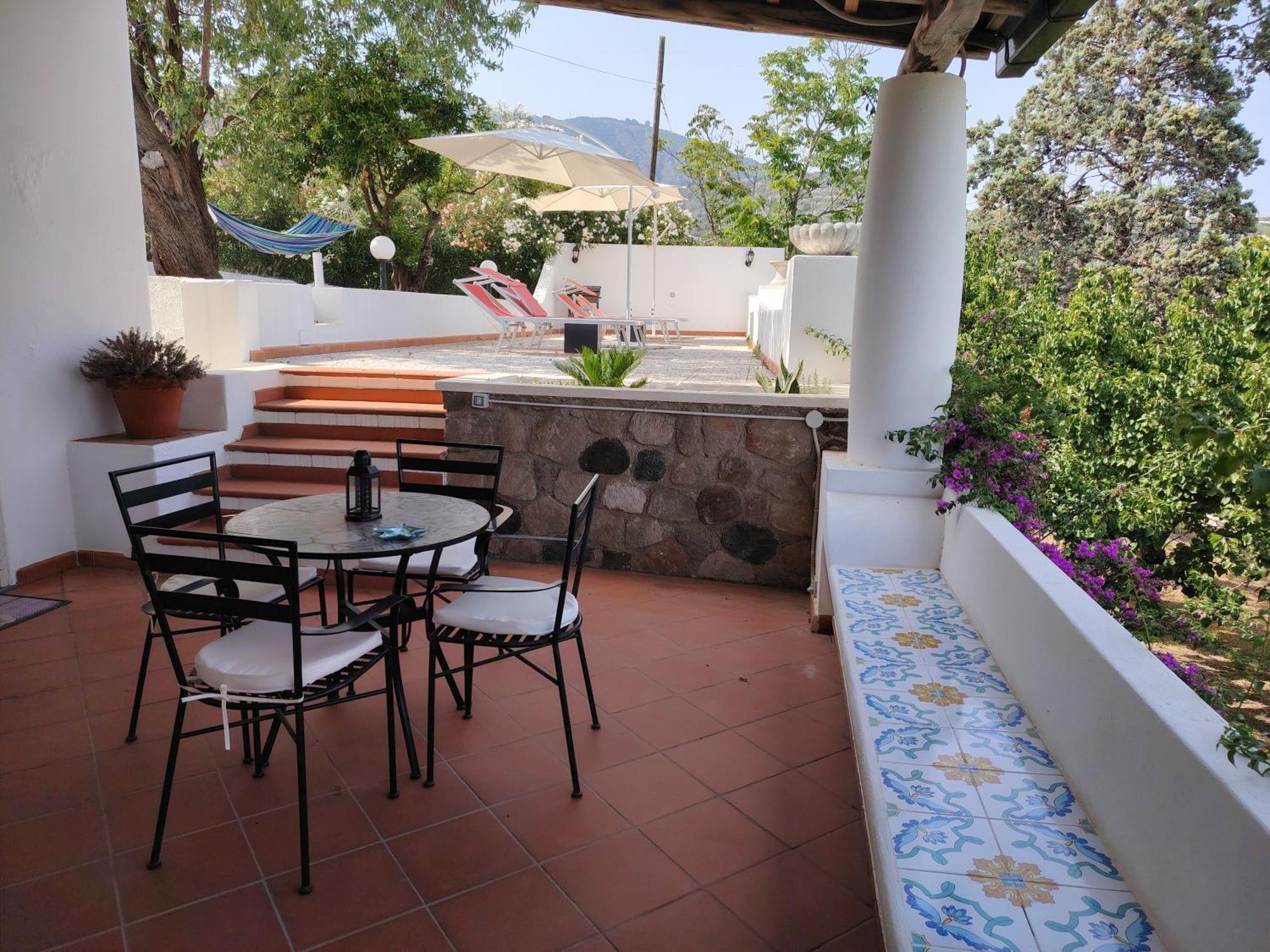 Villa La Milanina Lipari  Exterior foto